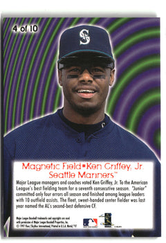 1997 Metal Universe #4 Ken Griffey Jr. Magnetic Field-2