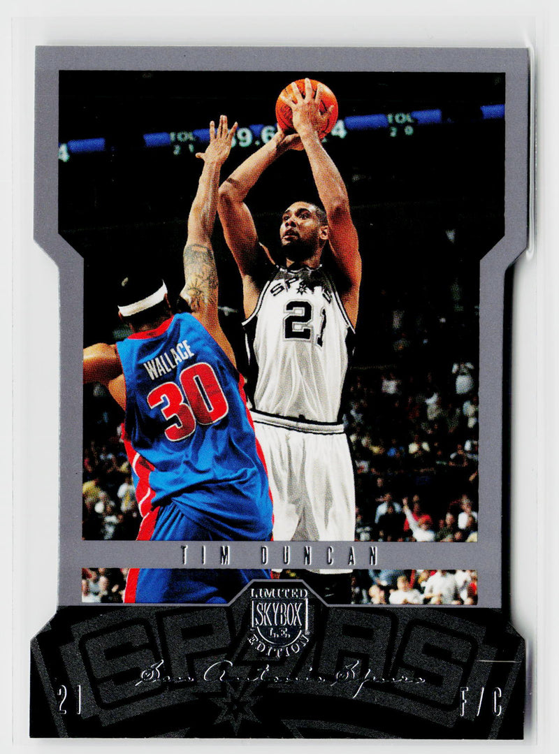 2004-05 SkyBox LE #42 Tim Duncan-1