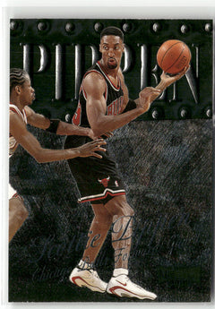 1998-99 Metal Universe #24 Scottie Pippen-1