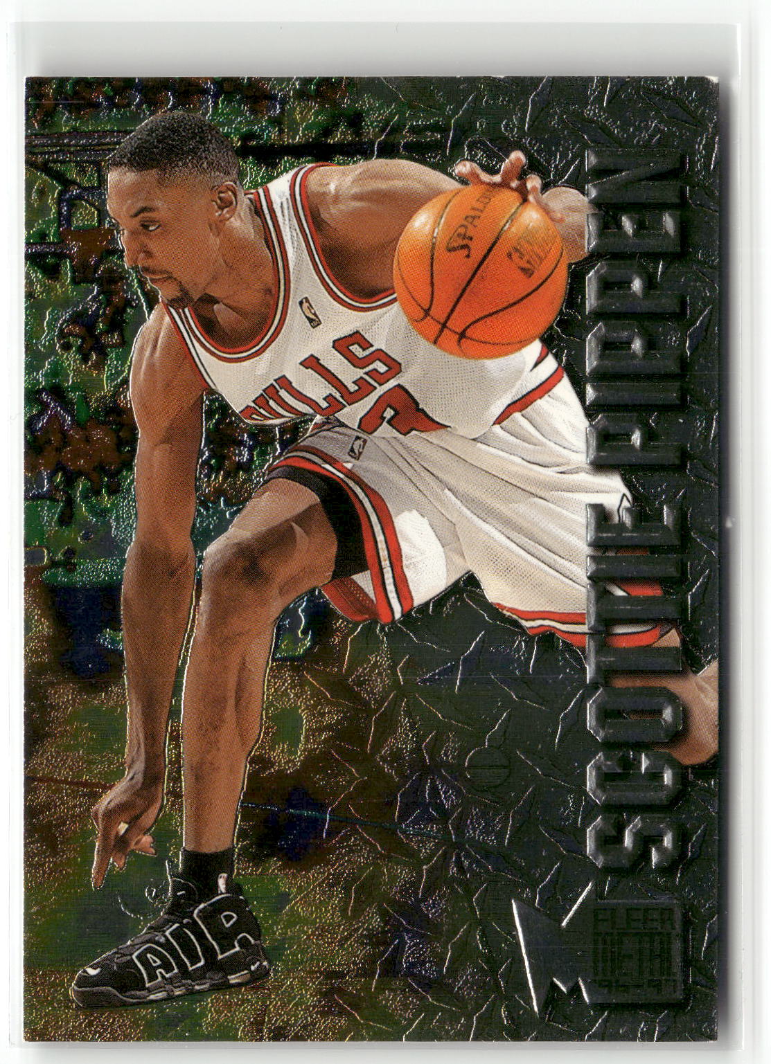 1996-97 Metal #14 Scottie Pippen