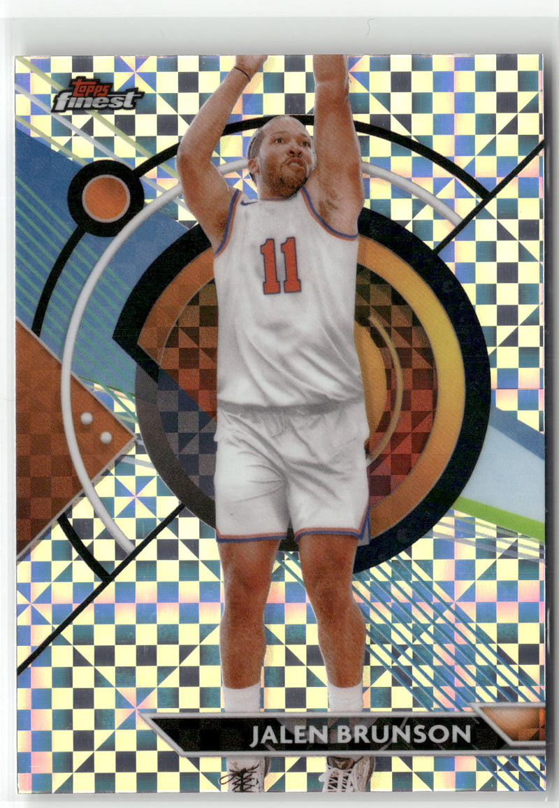 2023-24 Finest #32 Jalen Brunson Checkerboard Refractors-1