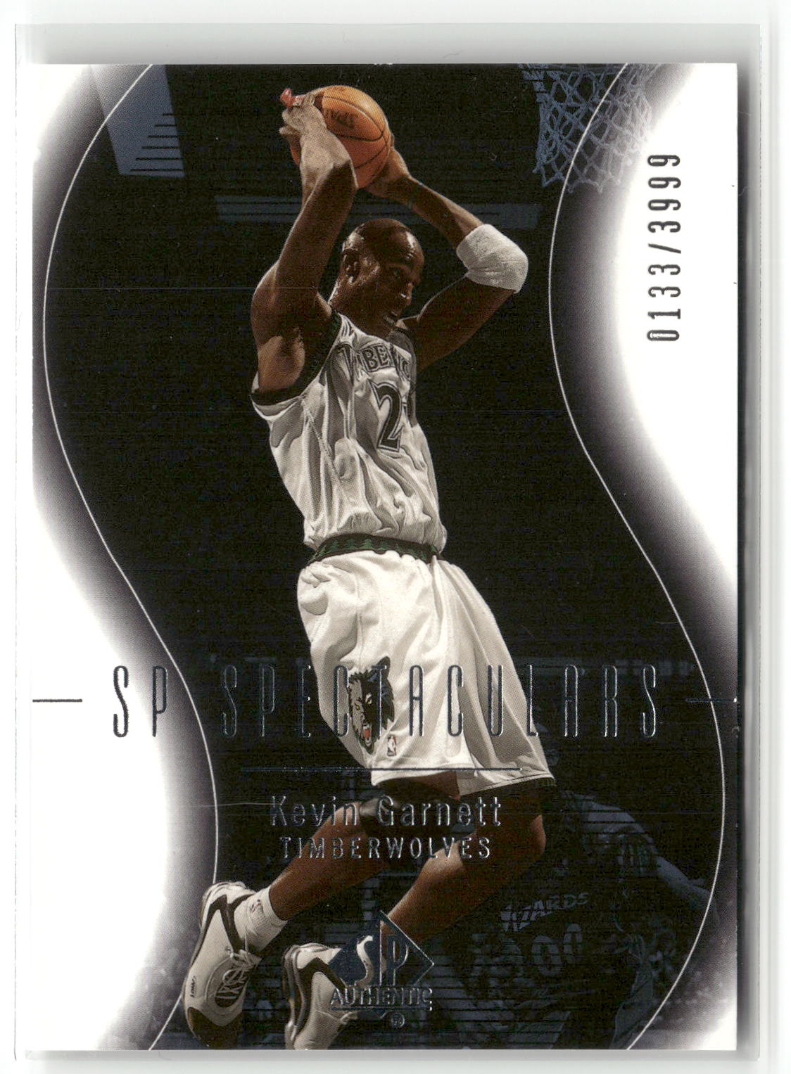 2003-04 SP Authentic #112 Kevin Garnett #/3999