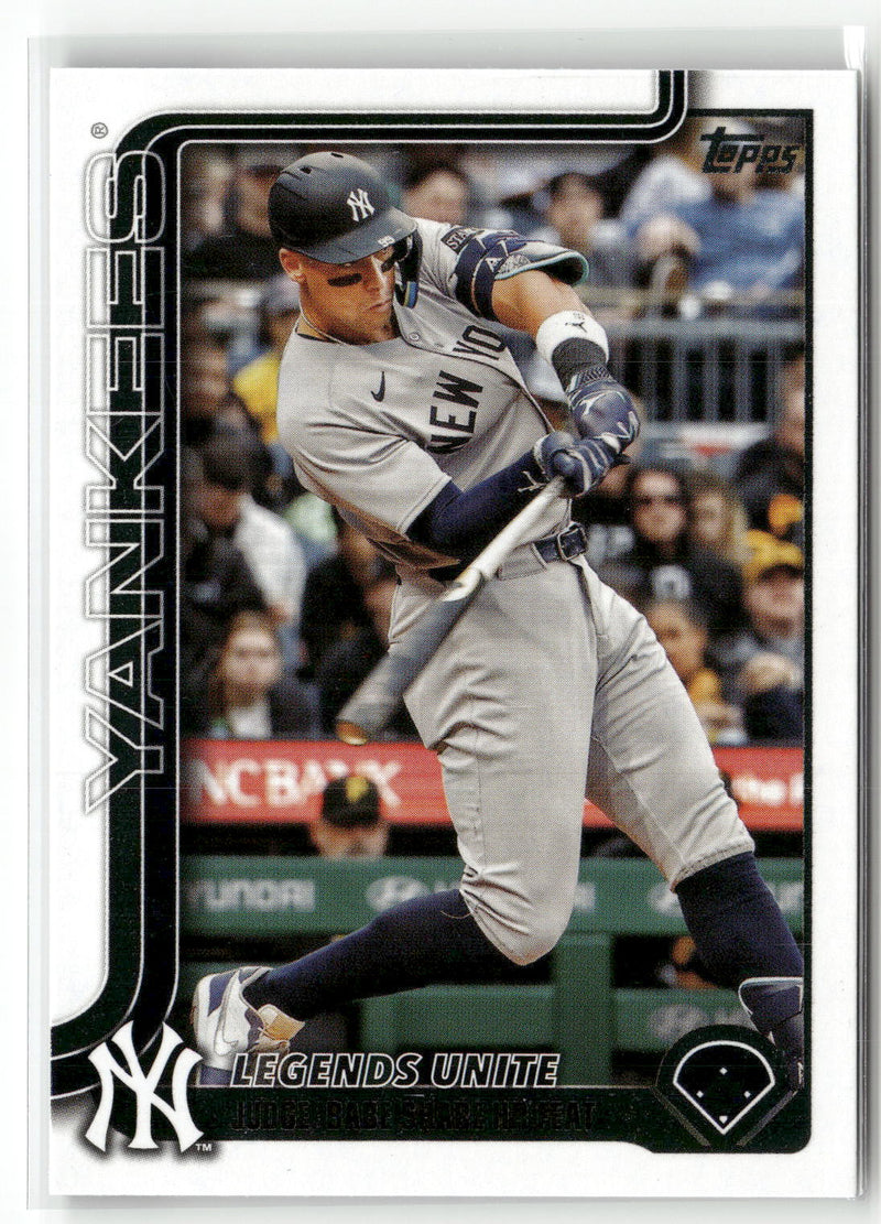 2025 Topps Update #US86 Legends Unite-1