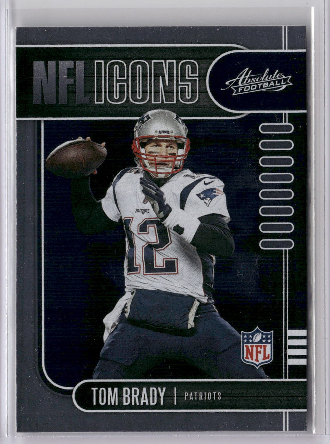 2019 Panini Absolute #3 Tom Brady NFL Icons