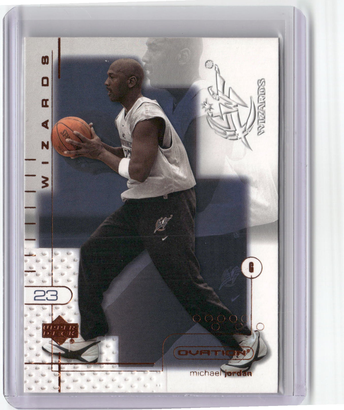 2001-02 Upper Deck Ovation #90 Michael Jordan